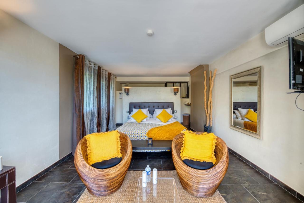 Mas Des Cigales Bed & Breakfast Orgon Exterior photo